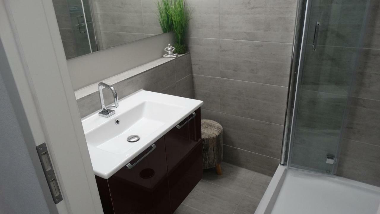 Buntspecht Apartment เบราน์ลาเกอ ภายนอก รูปภาพ